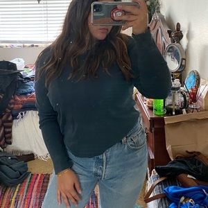 SOLD Liz wear comping long sleeve